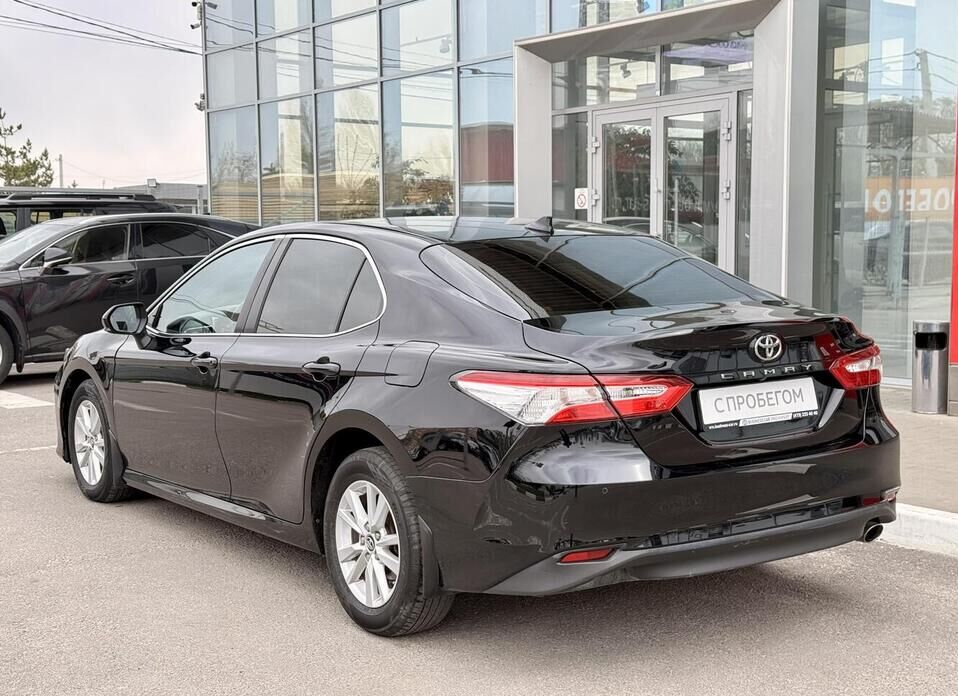 Toyota Camry, VIII (XV70) 2.5 AT (181 л.с.)