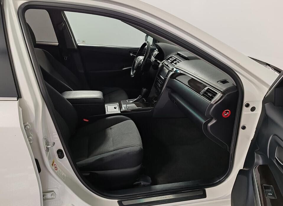 Toyota Camry, VII (XV50) Рестайлинг 2.0 AT (150 л.с.)