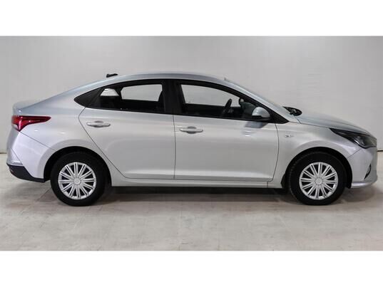 Hyundai Solaris, 2021 г., 52 117 км