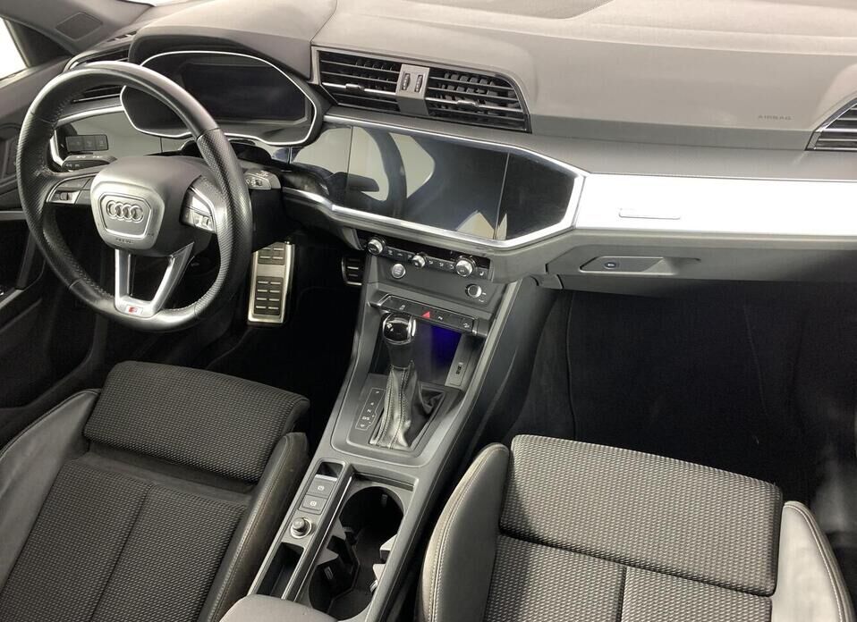 Audi Q3 35 TFSI 1.5 AMT (150 л.с.)