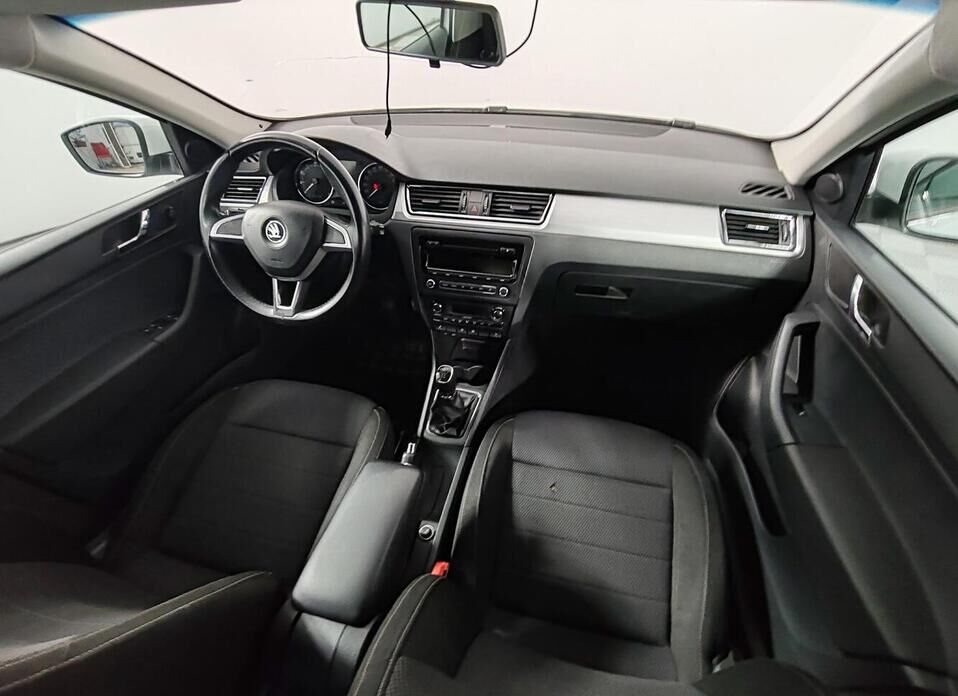 Skoda Rapid, I 1.6 MT (105 л.с.)