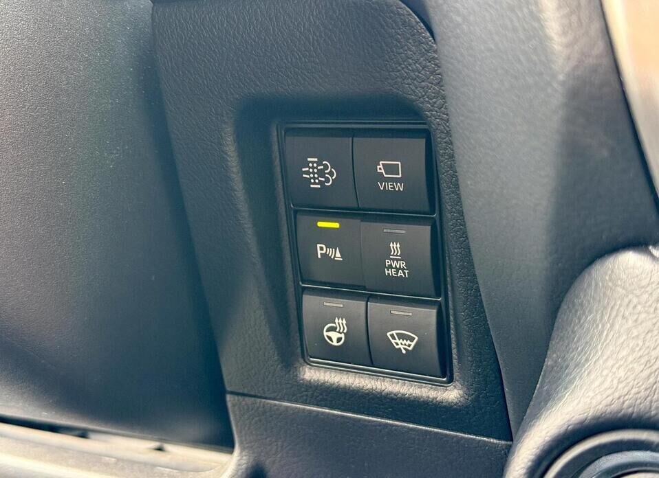 Toyota Land Cruiser Prado, 150 Series Рестайлинг 2 2.8d AT (177 л.с.) 4WD