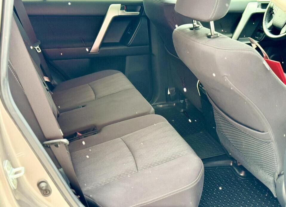 Toyota Land Cruiser Prado, 150 Series Рестайлинг 2 2.8d AT (204 л.с.) 4WD