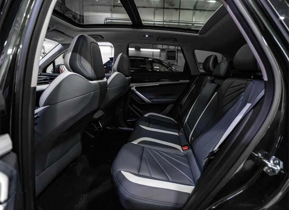 Geely Atlas, II 1.5 AMT (147 л.с.)