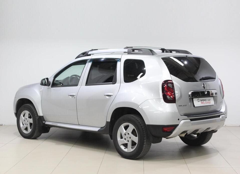 Renault Duster, I Рестайлинг 2.0 MT (143 л.с.) 4WD