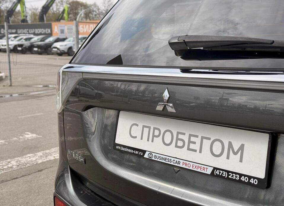 Mitsubishi Outlander, III Рестайлинг 2.0 CVT (146 л.с.) 4WD