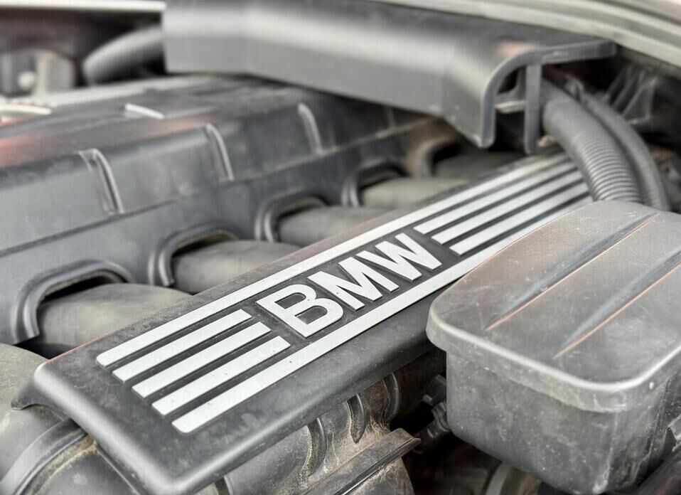 BMW 5 серии, V (E60/E61) Рестайлинг 525xi 3.0 MT (218 л.с.) 4WD