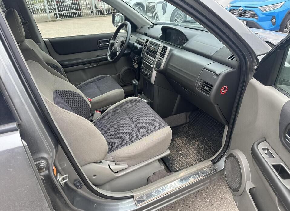 Nissan X-Trail, I 2.0 AT (140 л.с.) 4WD