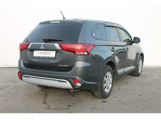 Mitsubishi Outlander, 2016 г., 138 850 км