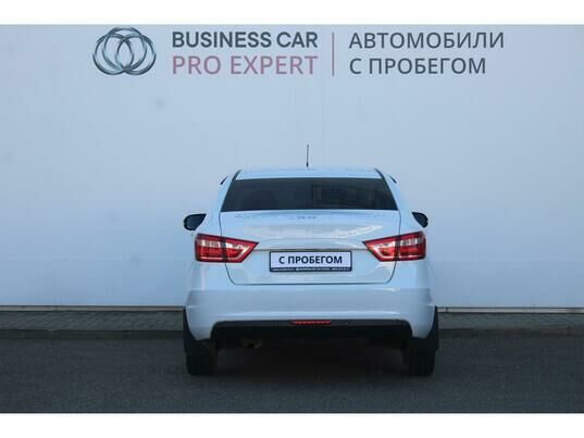 LADA (ВАЗ) Vesta, 2018 г., 92 004 км