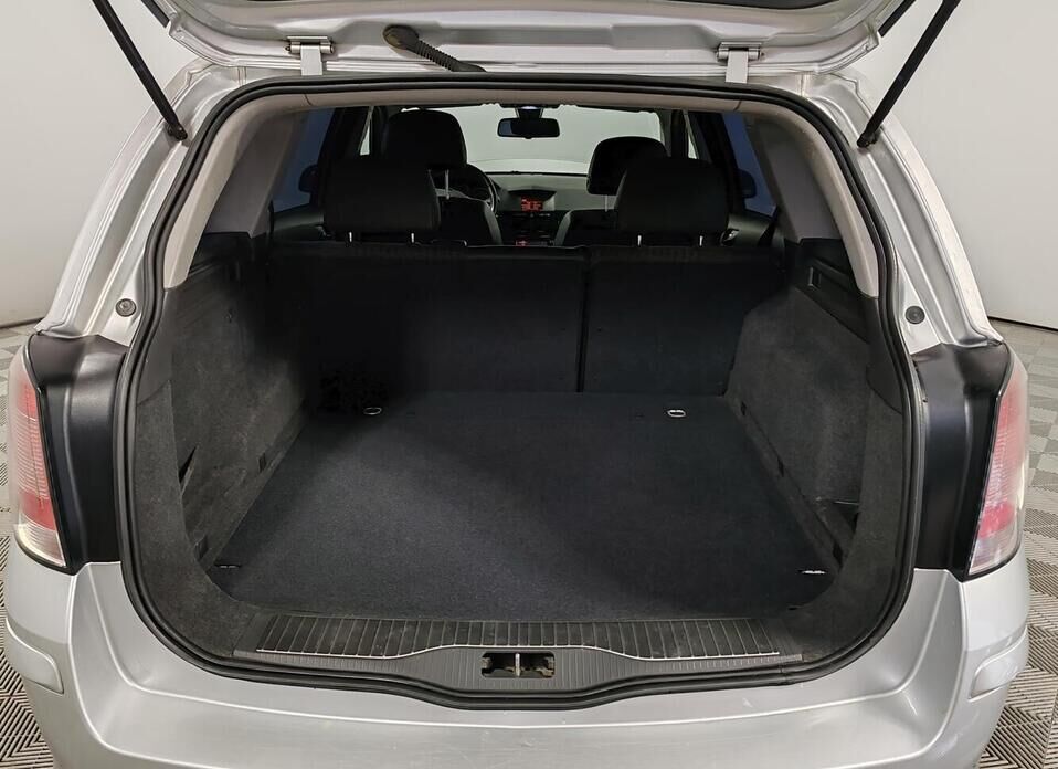 Opel Astra 1.8 AT (140 л.с.)
