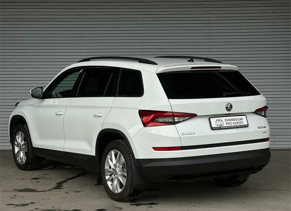 Skoda Kodiaq 2.0 AMT (180 л.с.) 4WD