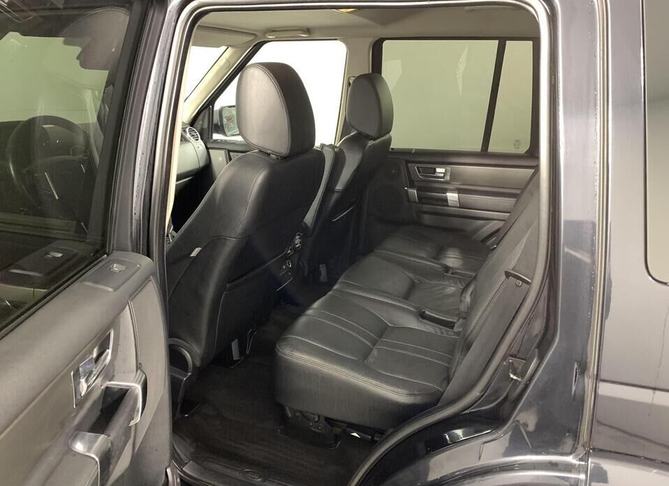 Land Rover Discovery 3.0d AT (245 л.с.) 4WD