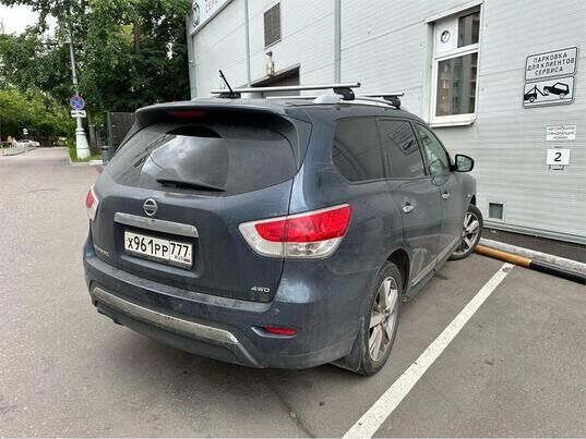Nissan Pathfinder, 2015 г., 218 679 км