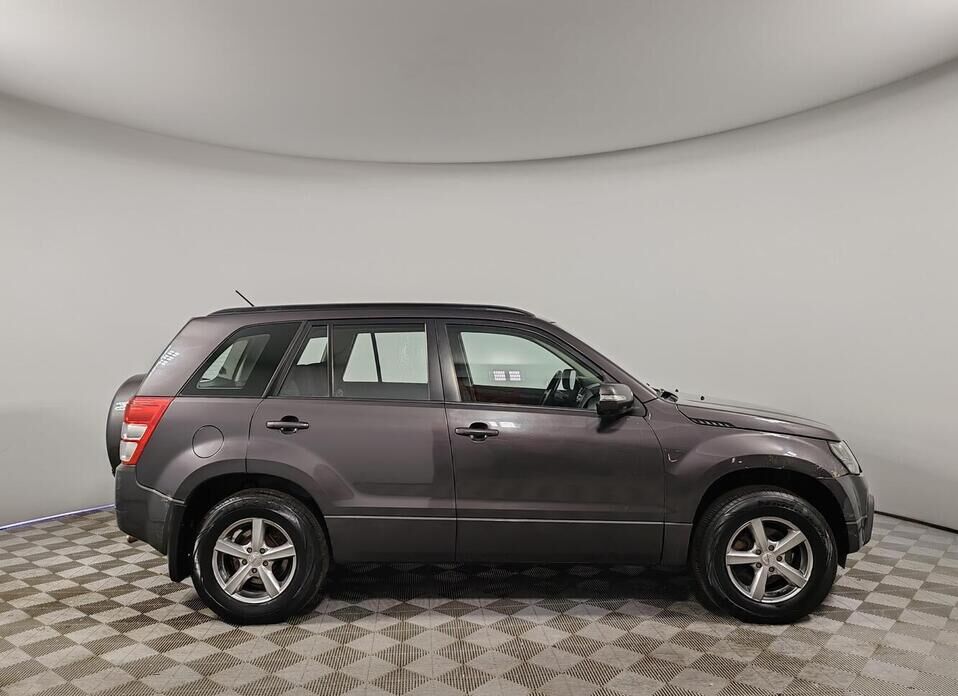 Suzuki Grand Vitara, II Рестайлинг 2.0 MT (140 л.с.) 4WD