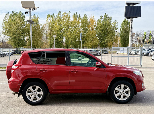 Toyota RAV4, 2011 г., 205 422 км