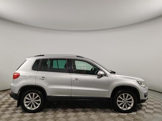 Volkswagen Tiguan, 2012 г., 311 430 км