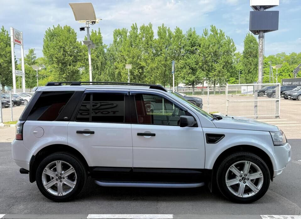 Land Rover Freelander, II Рестайлинг 2 2.2d AT (190 л.с.) 4WD