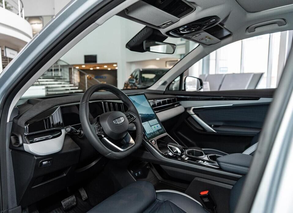 Geely Atlas 2.0 AT (200 л.с.) 4WD