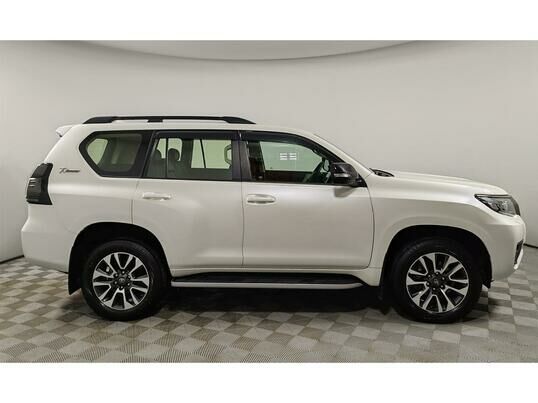 Toyota Land Cruiser Prado, 2022 г., 12 415 км