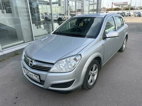 Opel Astra, 2012 г., 236 697 км