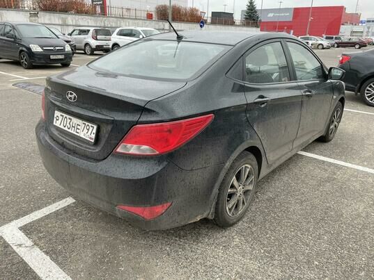 Hyundai Solaris, 2016 г., 305 697 км