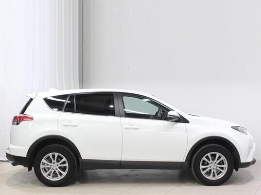 Toyota RAV4, 2018 г., 82 213 км
