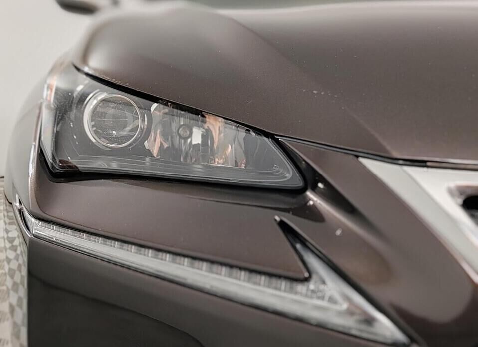 Lexus NX, I 200 2.0 CVT (150 л.с.) 4WD