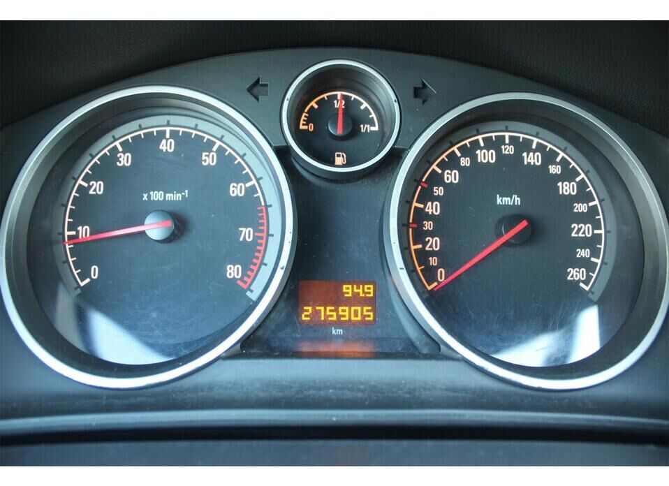Opel Astra 1.6 MT (115 л.с.)