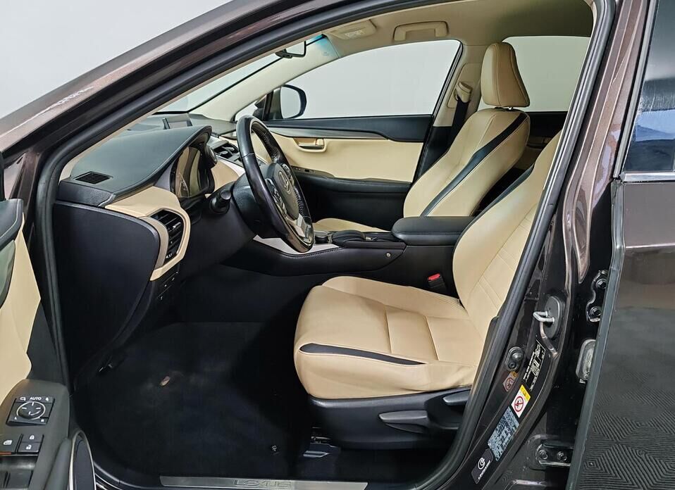 Lexus NX, I 200 2.0 CVT (150 л.с.) 4WD