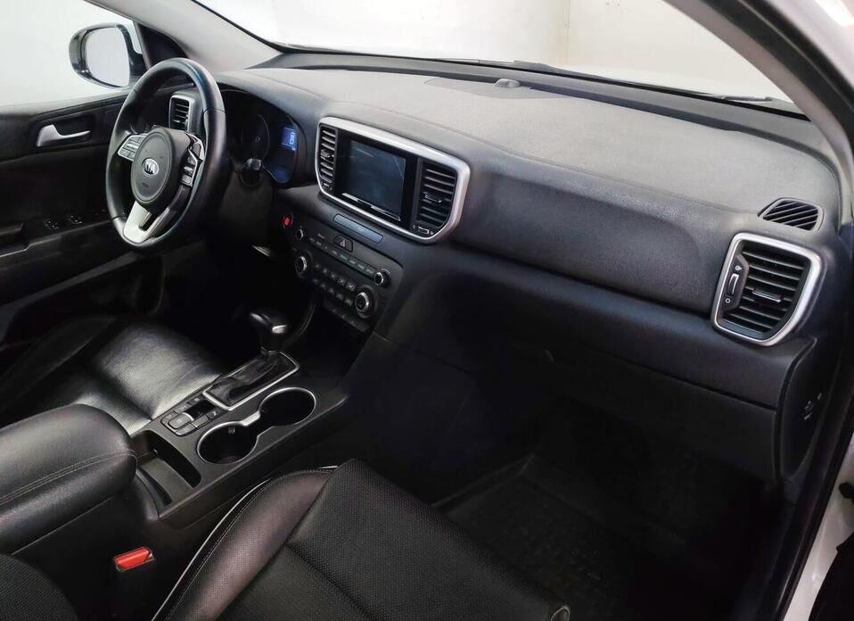 Kia Sportage, IV Рестайлинг 2.0 AT (150 л.с.) 4WD