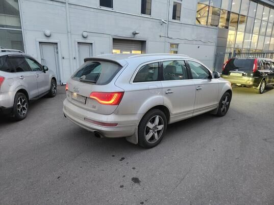 Audi Q7, 2013 г., 253 399 км