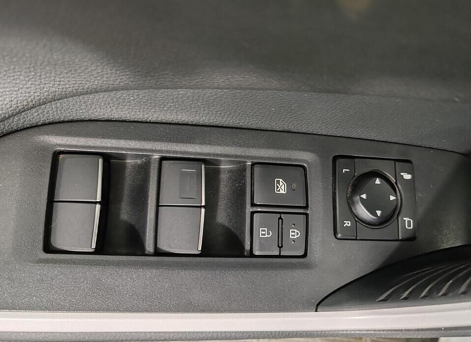 Toyota RAV4, V (XA50) 2.0 CVT (149 л.с.) 4WD