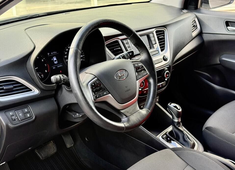 Hyundai Solaris, II 1.6 AT (123 л.с.)