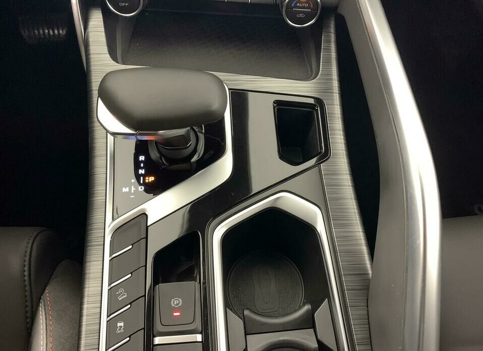 Geely Tugella 2.0 AT (238 л.с.) 4WD