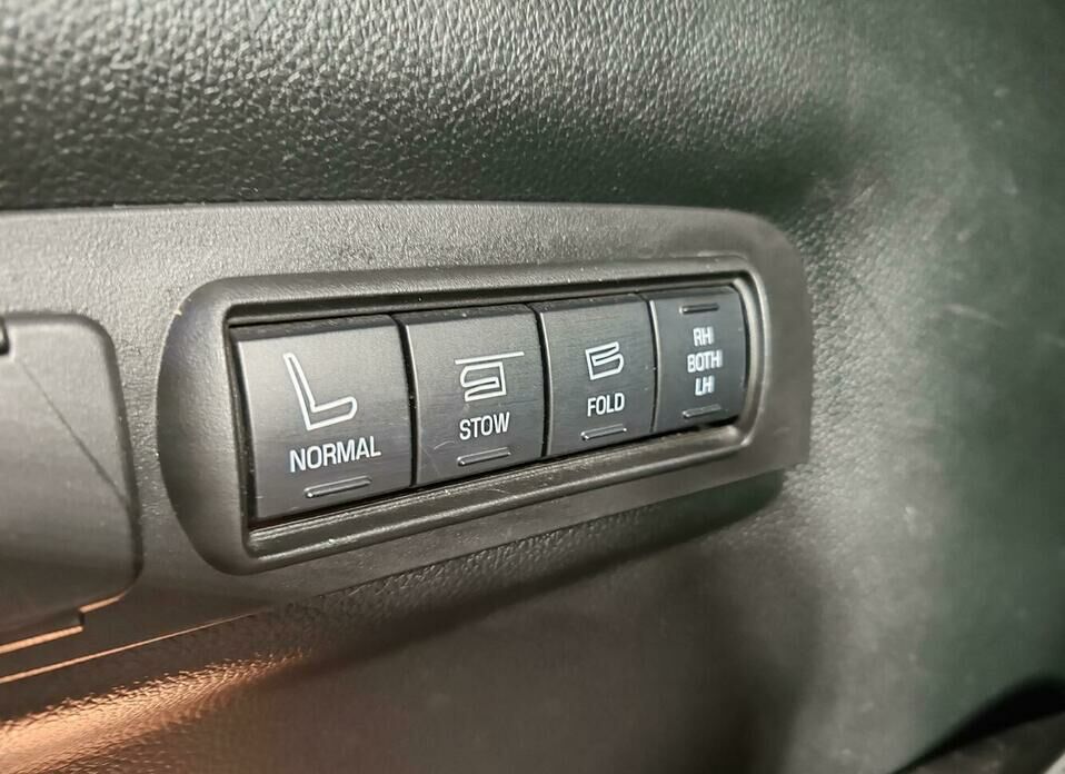 Ford Explorer 3.5 AT (249 л.с.) 4WD