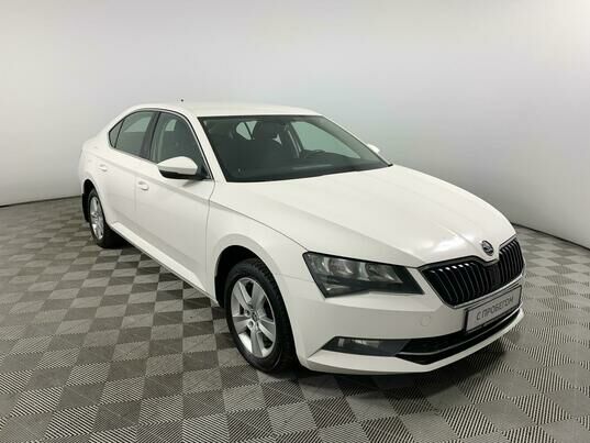 Skoda Superb, 2018 г., 104 820 км