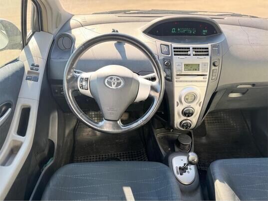 Toyota Yaris, 2007 г., 212 377 км