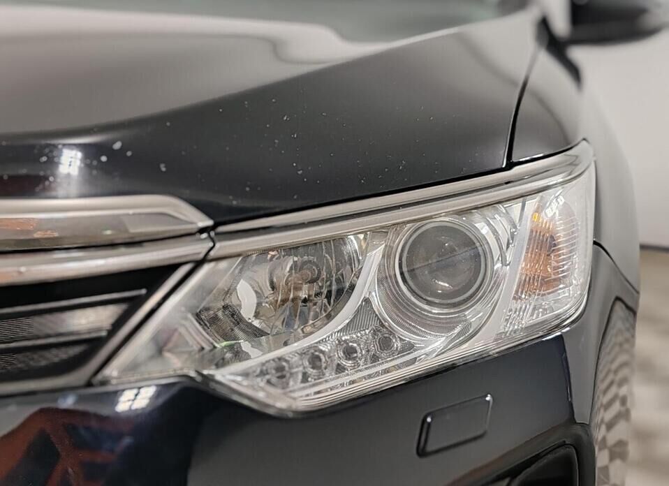 Toyota Camry, VII (XV50) Рестайлинг 2.5 AT (181 л.с.)