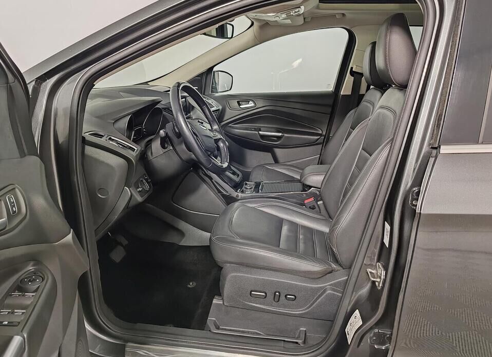 Ford Kuga 1.5 AT (182 л.с.) 4WD