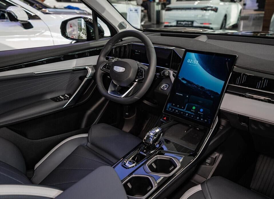 Geely Atlas, II 2.0 AT (200 л.с.) 4WD