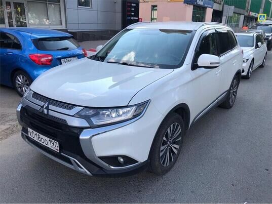 Mitsubishi Outlander, 2020 г., 82 716 км