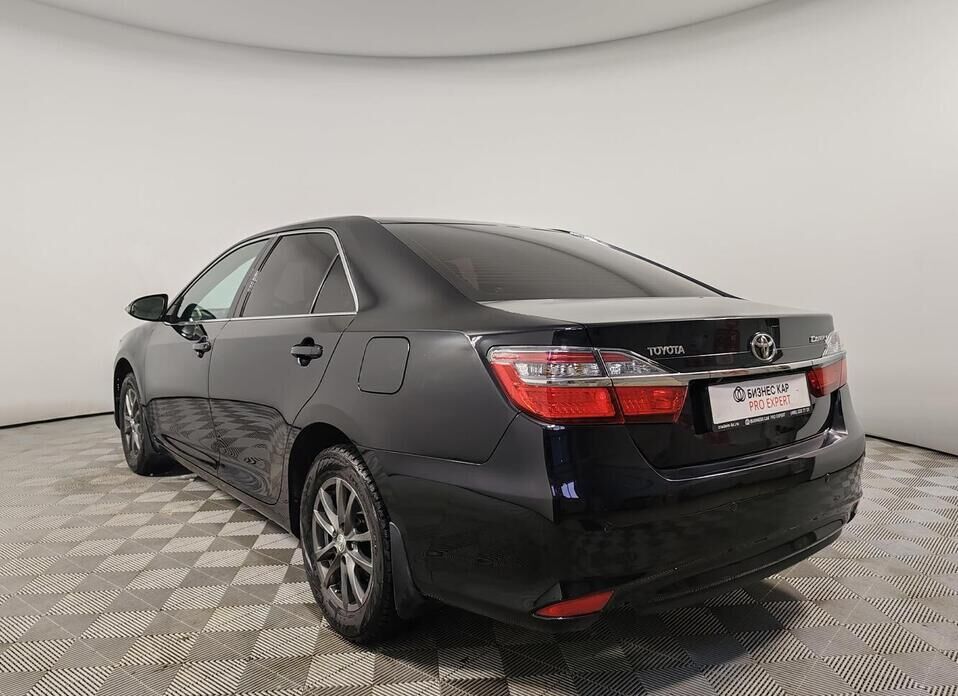 Toyota Camry, VII (XV50) Рестайлинг 2.5 AT (181 л.с.)