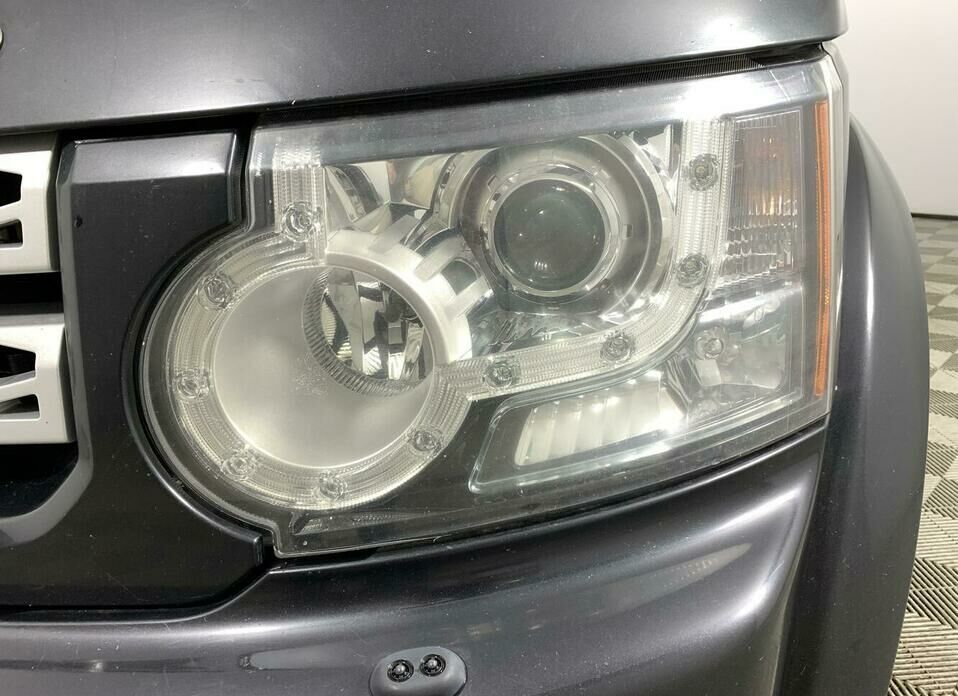 Land Rover Discovery 3.0d AT (245 л.с.) 4WD