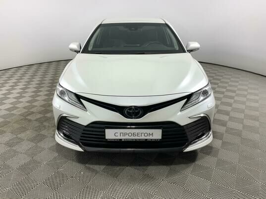 Toyota Camry, 2022 г., 52 170 км