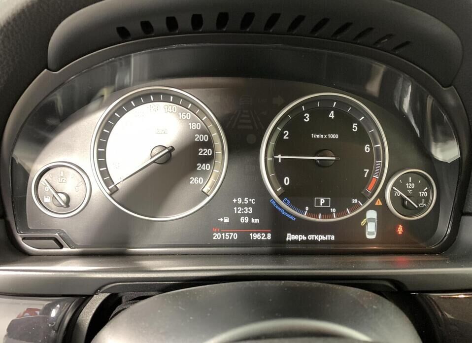 BMW 5 серии 523i 2.5 AT (204 л.с.)
