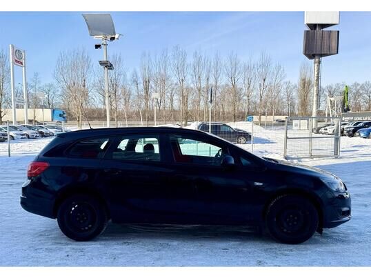 Opel Astra, 2014&nbsp;г., 236&nbsp;672&nbsp;км