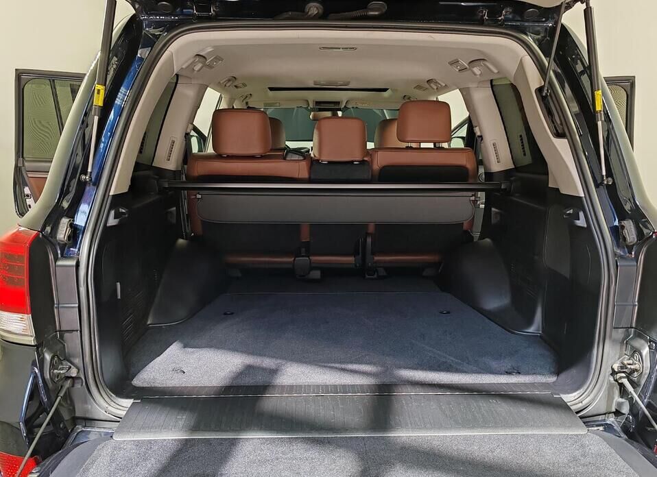 Toyota Land Cruiser, 200 Series Рестайлинг 2 4.5d AT (249 л.с.) 4WD