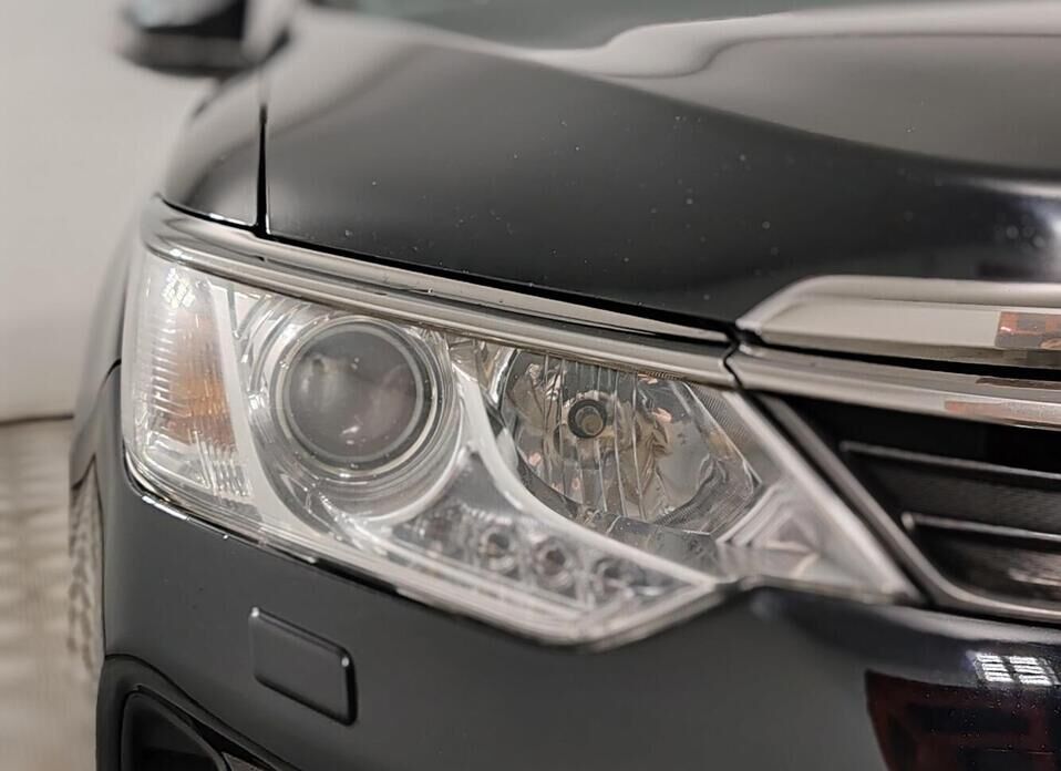 Toyota Camry, VII (XV50) Рестайлинг 2.5 AT (181 л.с.)