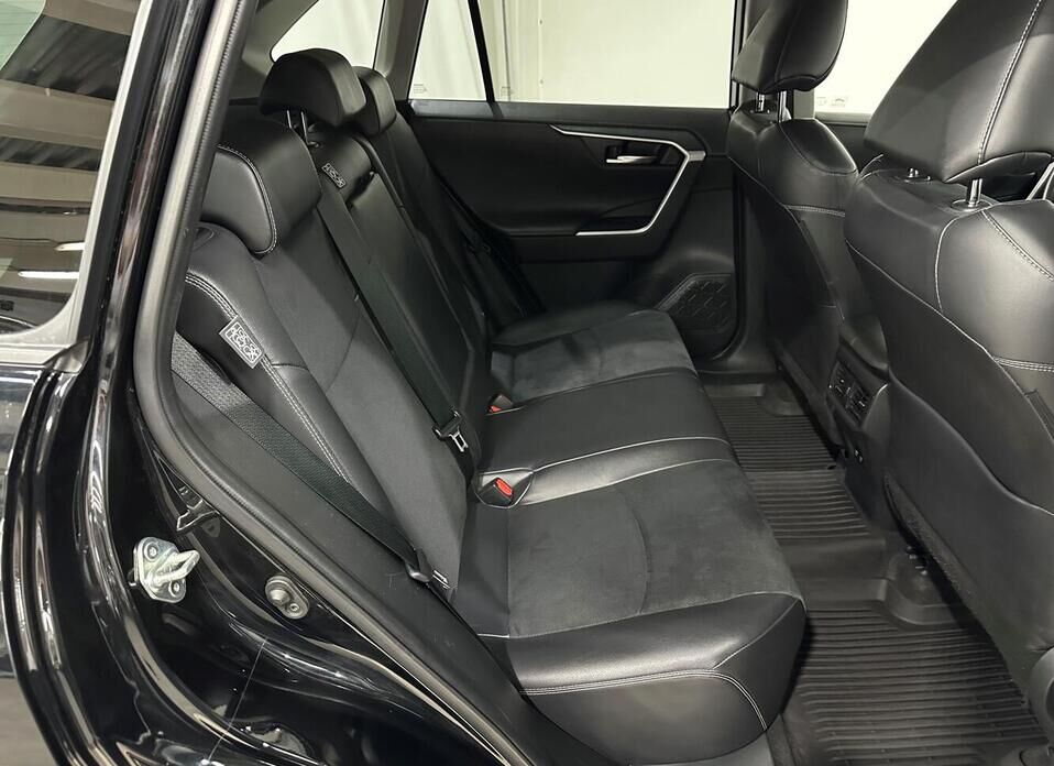 Toyota RAV4, V (XA50) 2.5 AT (199 л.с.) 4WD